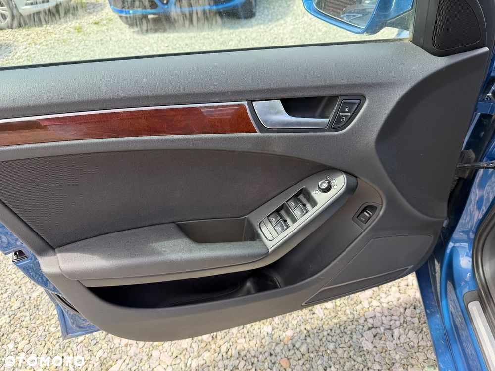 Audi A4 Limousine 1.8 TFSI Attraction - 30