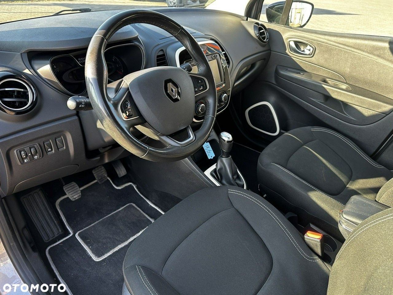 Renault Captur - 20