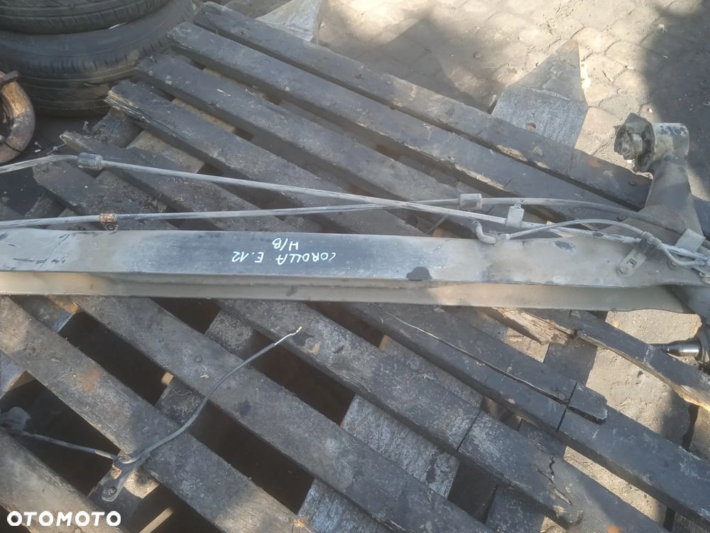 BELKA ZAWIESZENIA TYLNEGO TOYOTA COROLLA E12 - 4