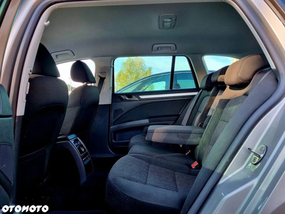 Skoda Superb 2.0 TDI DSG Elegance - 12