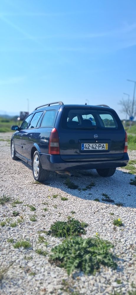Opel Astra Caravan 2.0 DTi Club - 4