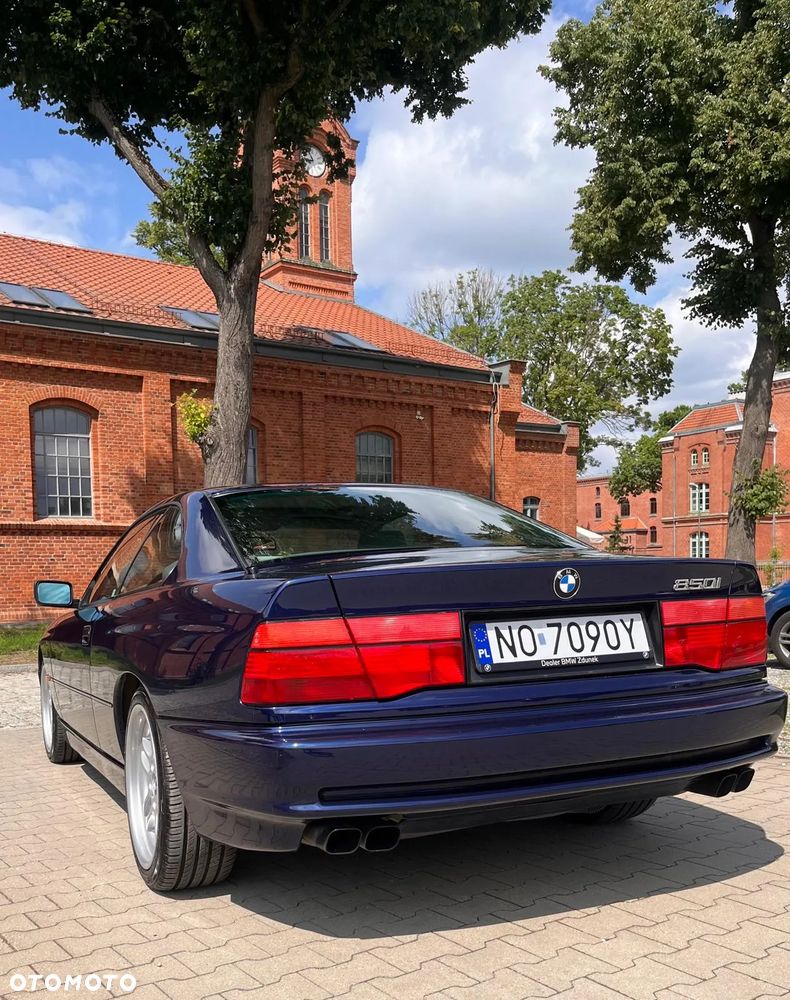 BMW Seria 8 - 13