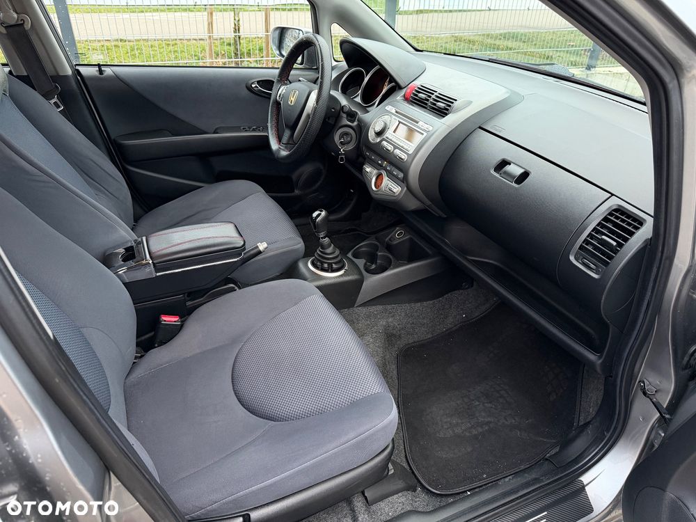 Honda Jazz 1.4 Style - 24