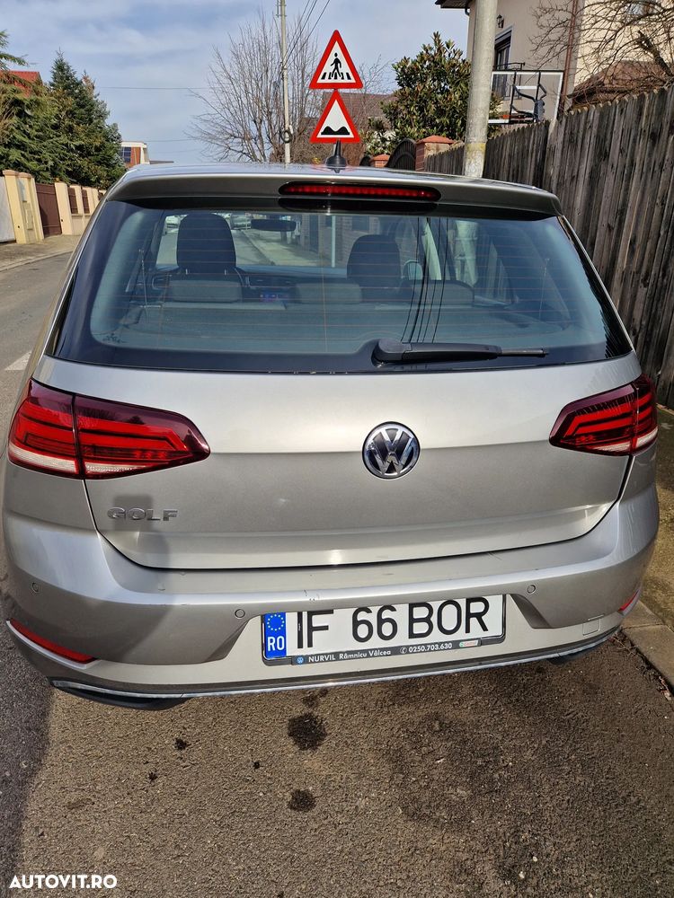 Volkswagen Golf - 4