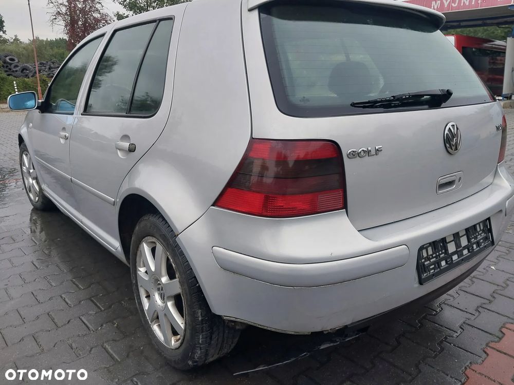 Volkswagen Golf 4 IV GENERATION silnik kompletny 1.9 TDI 90 KM ALH skrzynia biegów sprzęgło pompa wtryskowa paliwa drzwi lewe prawe zderzak maska błotnik klapa lusterko LB7Z turbina maglownica mcperson sanki belka osłona zbiorniczek zamek alufelgi r16 zwrotnica zacisk hamulcowy amortyzator mechanizm szyby serwo pompa pompka panel podszybie lampa tłumik wydech szyba sonda fotel pompka głowica NA CZĘŚCI WSZYSTKIE CZĘŚCI - 11