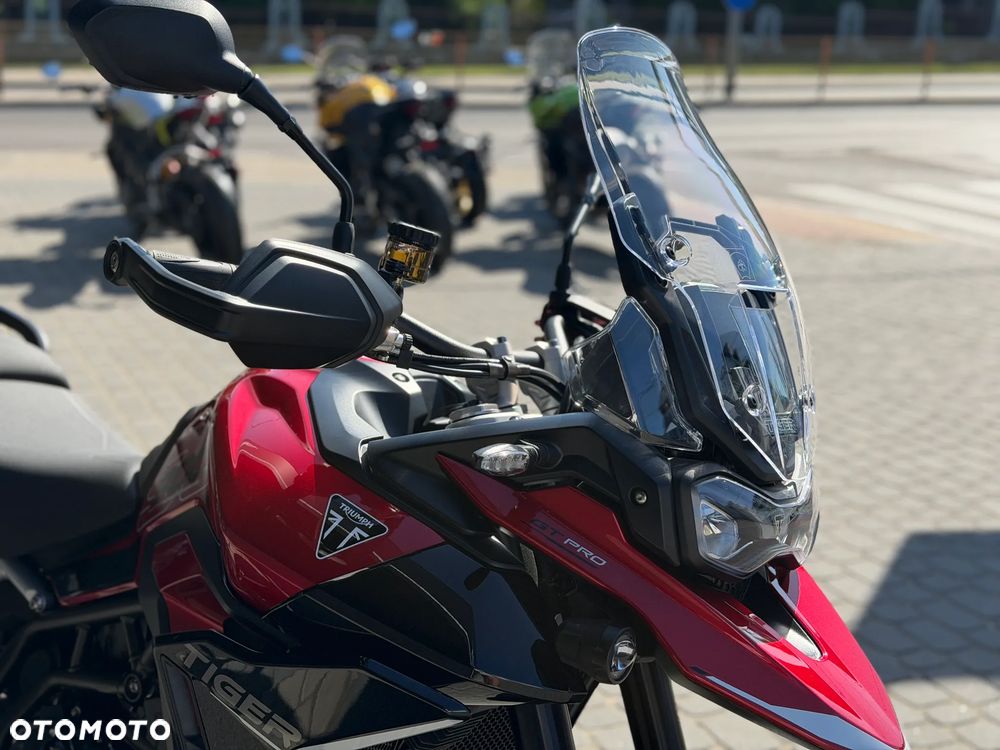 Triumph Tiger - 15