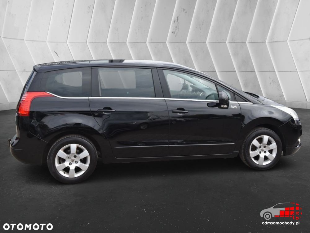 Peugeot 5008 - 11