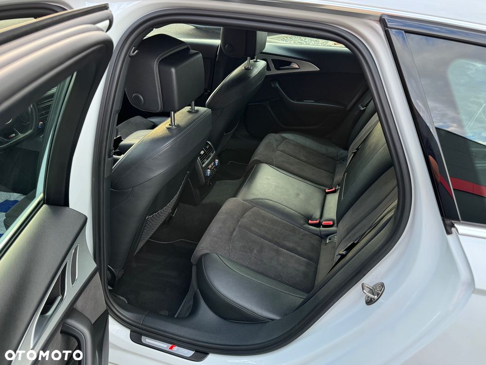 Audi A6 Avant 2.0 TDI Quattro S tronic - 9