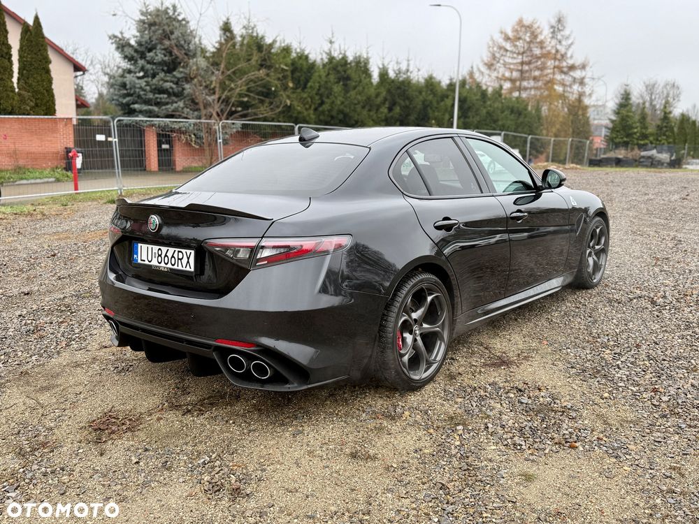 Alfa Romeo Giulia 2.9 V6 Bi-Turbo AT8 Quadrifoglio - 7