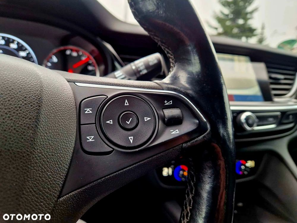 Opel Insignia 2.0 CDTI automatik Business Innovation - 34