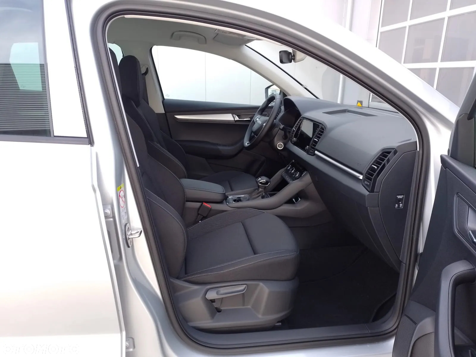 Skoda Karoq 1.5 TSI ACT Selection DSG - 6