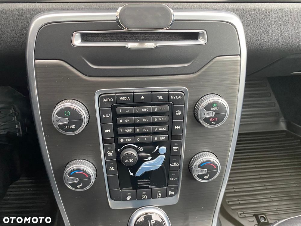 Volvo S80 D4 Geartronic Momentum - 17