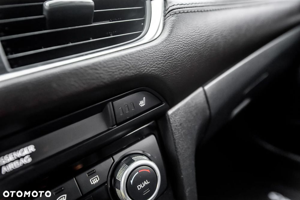 Mazda 6 SKYACTIV-D 175 Drive i-ELOOP AWD Sports-Line - 38