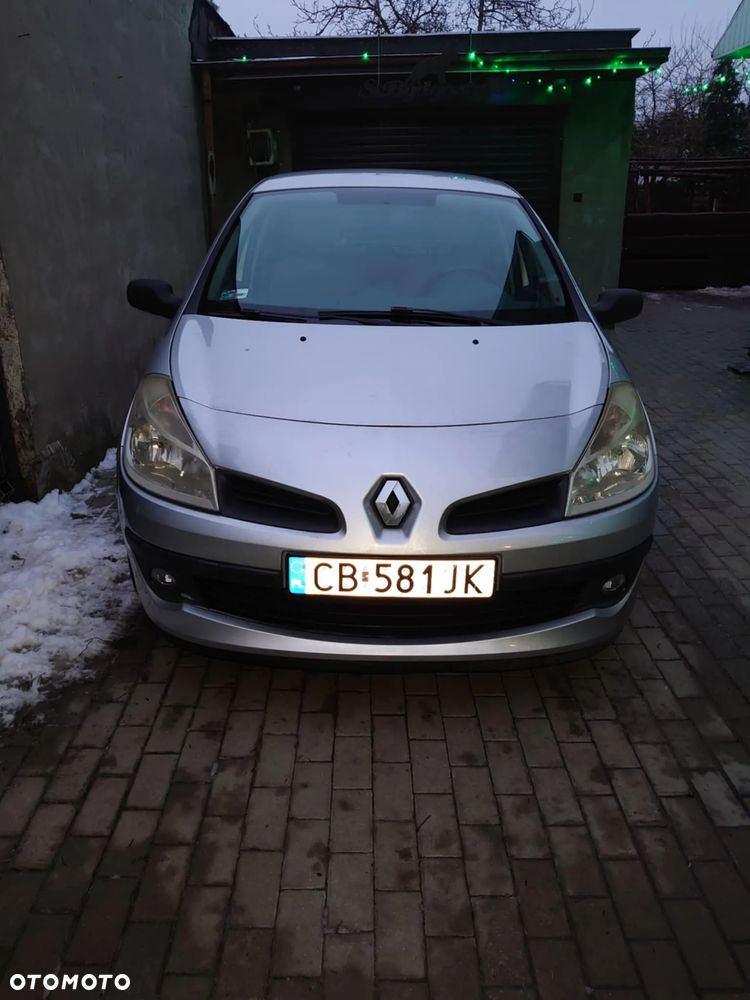 Renault Clio 1.2 16V 75 Collection - 9