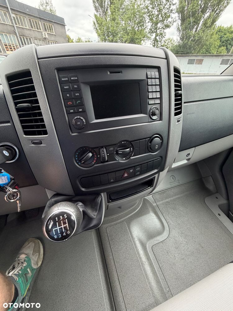 Volkswagen Crafter - 9
