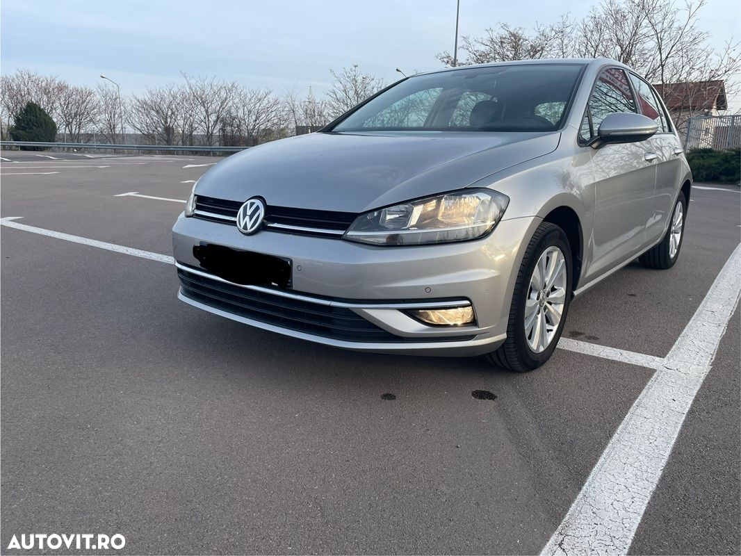 Volkswagen Golf - 14