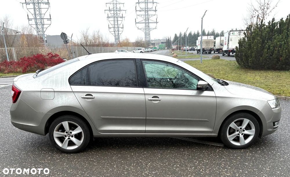 Skoda RAPID 1.4 TSI Style DSG - 5