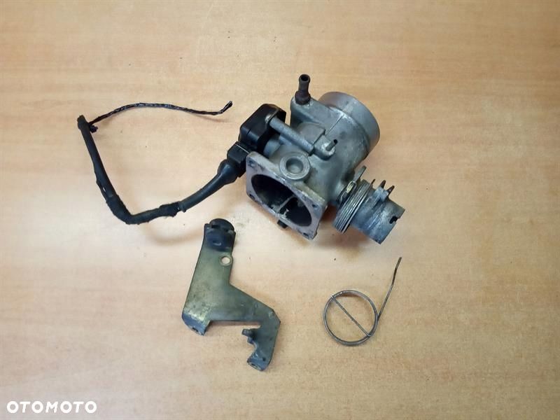 PRZEPUSTNICA OPEL ASCONA B MANTA B REKORD E 2.0 - 1