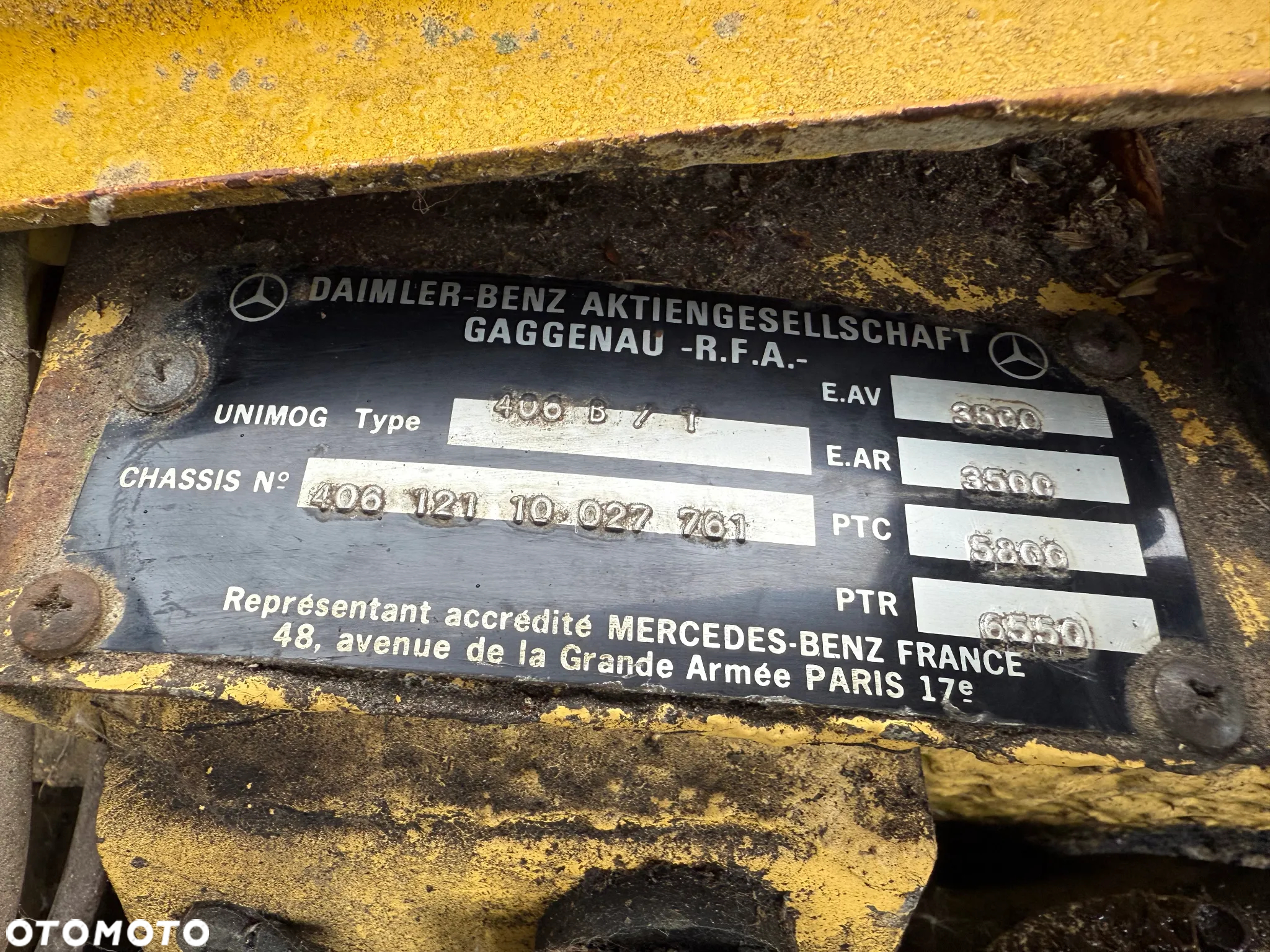Mercedes-Benz UNIMOG 406B - 7