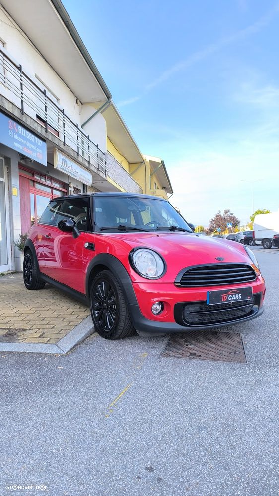 MINI 3 Portas Cooper D - 3