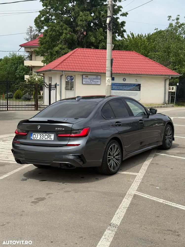 BMW Seria 3 330e AT PHEV - 7