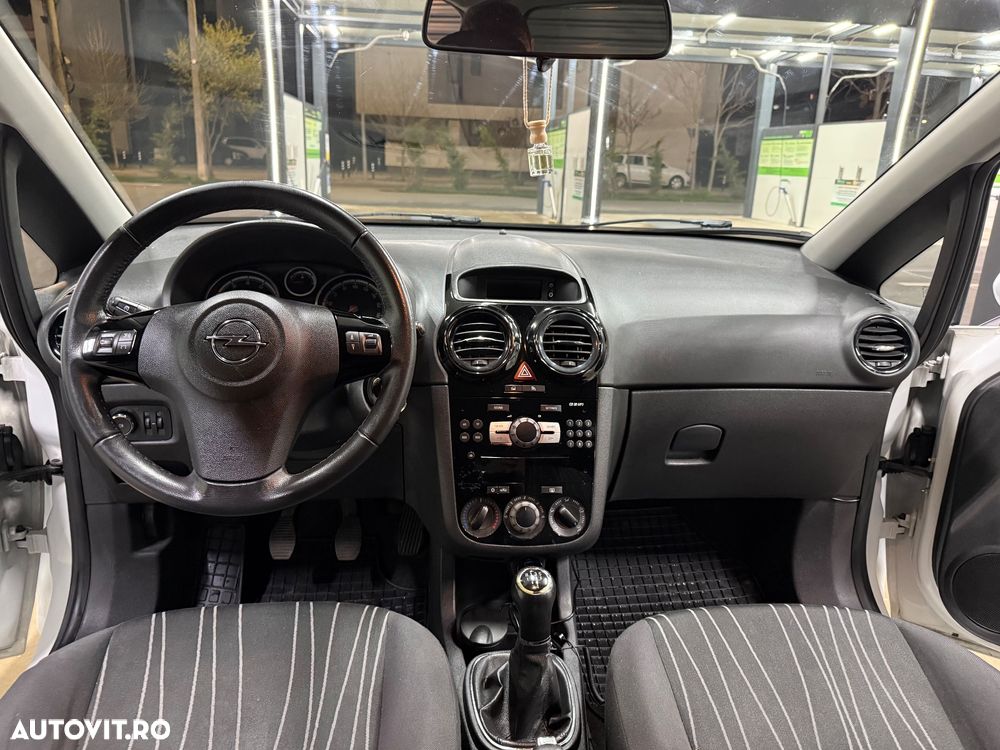 Opel Corsa - 3