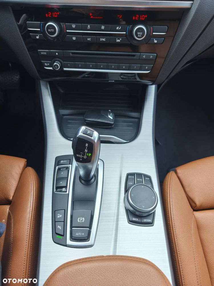 BMW X4 xDrive20i - 24