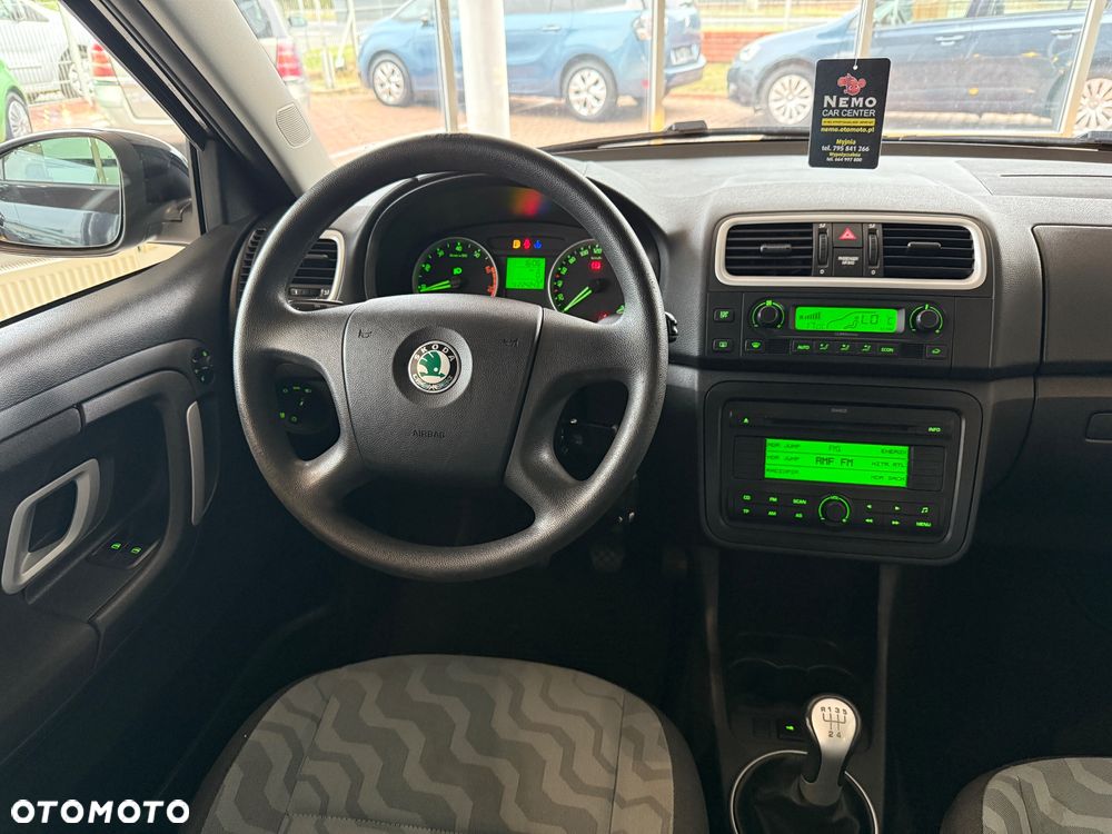 Skoda Fabia 1.6 16V Style - 17