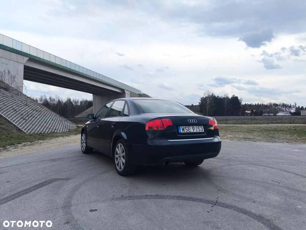 Audi A4 Avant - 6