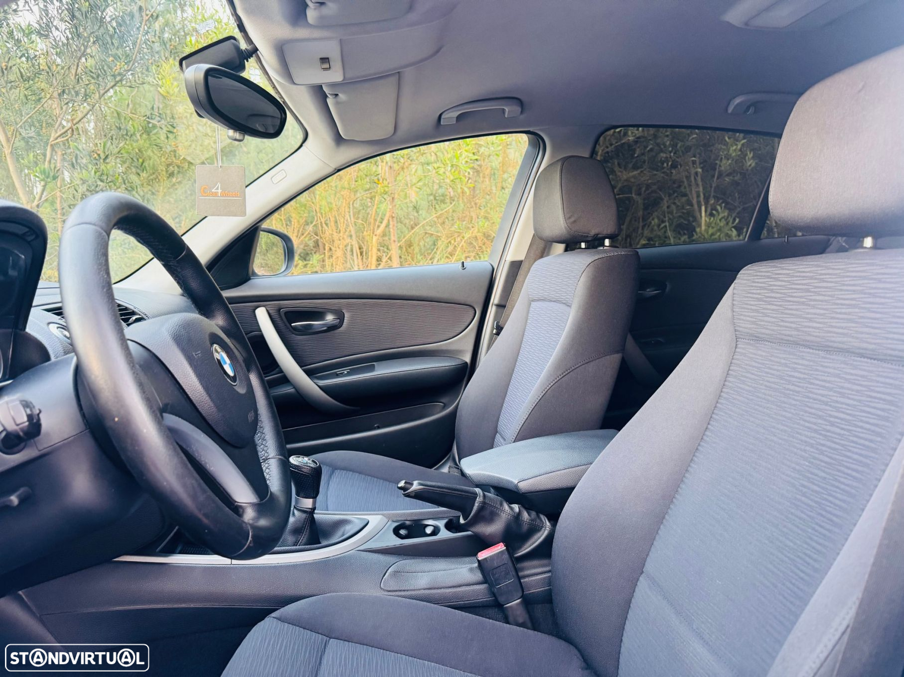 BMW 118 d Line Sport - 16