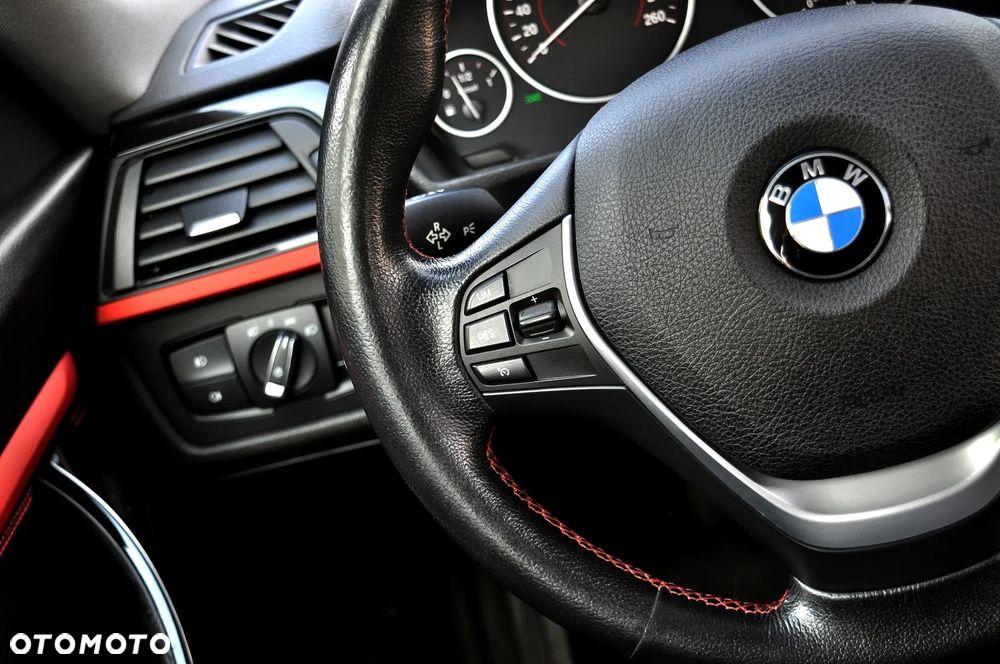 BMW 3GT 318d Sport Line - 34