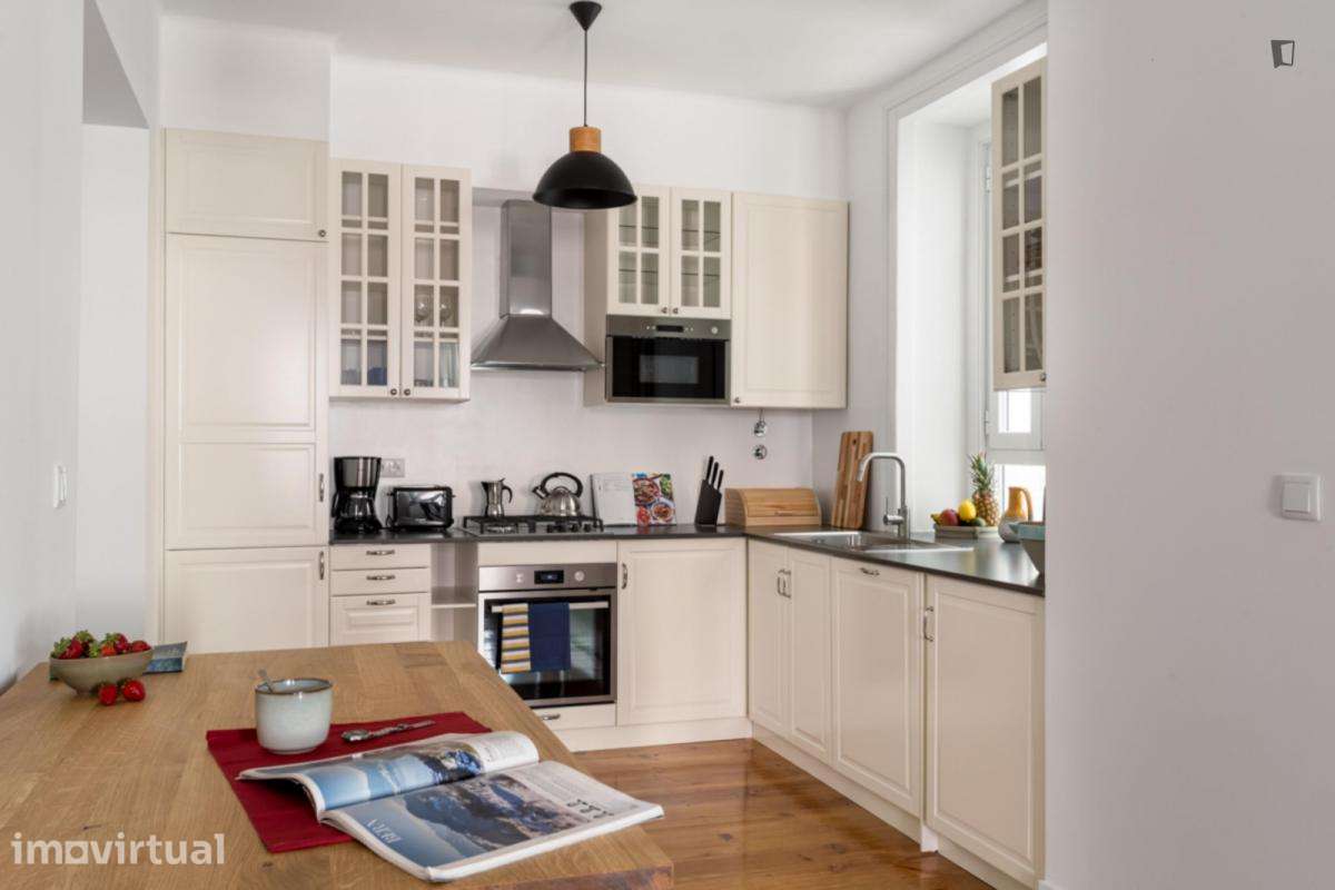 Apartamento com 3 quartos - localizado em Arroios Lisbon - Grande imagem: 3/12