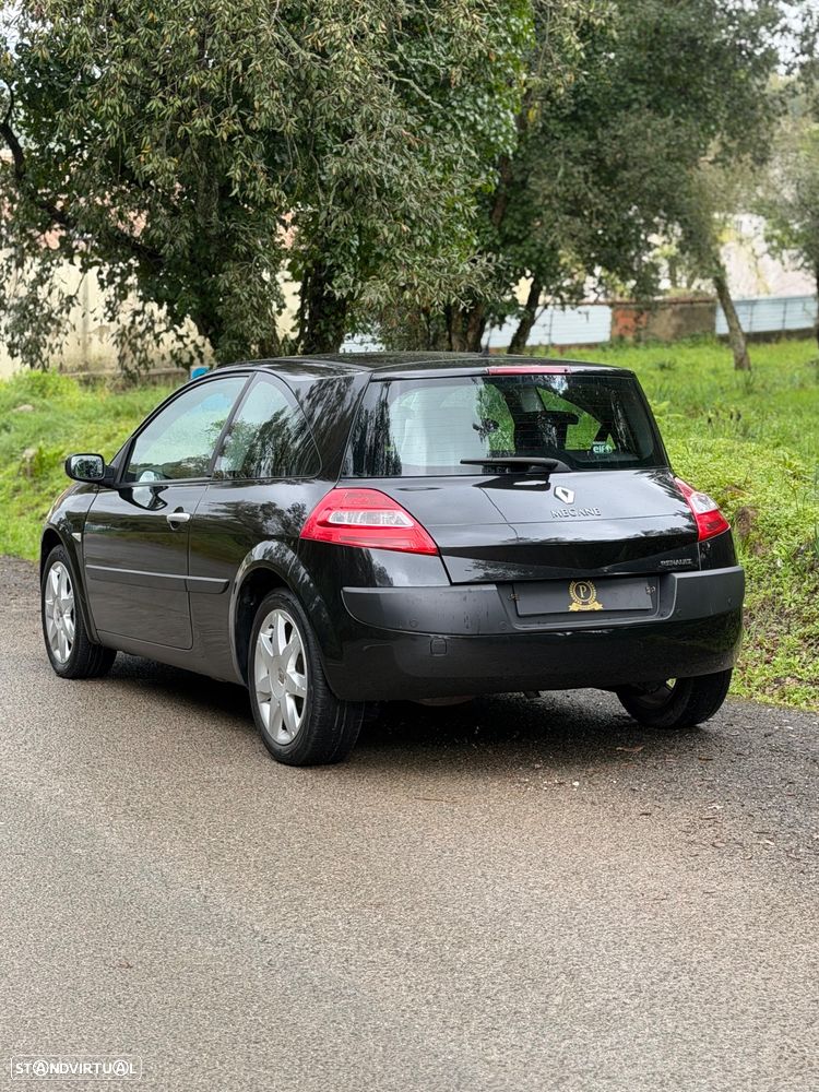 Renault Mégane 1.5 dCi Dynamique Luxe - 5