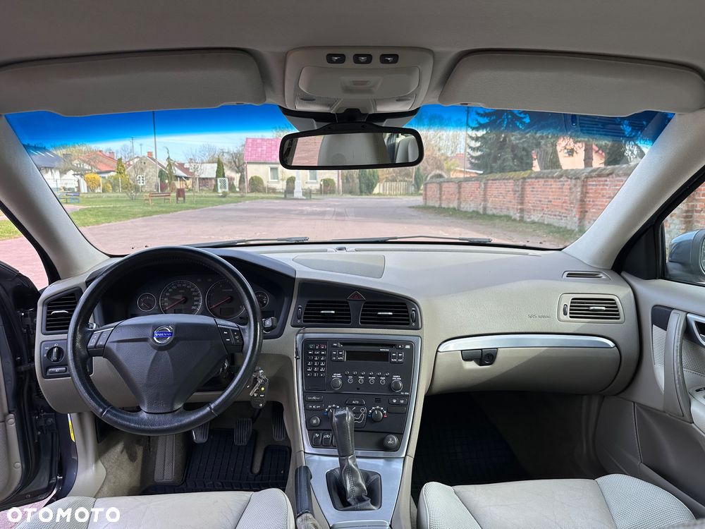 Volvo S60 2.4D Momentum - 18