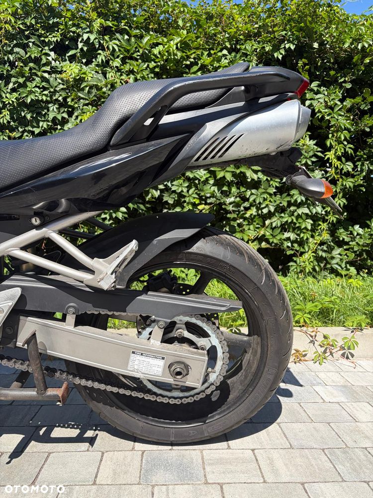 Yamaha FZ6 - 7