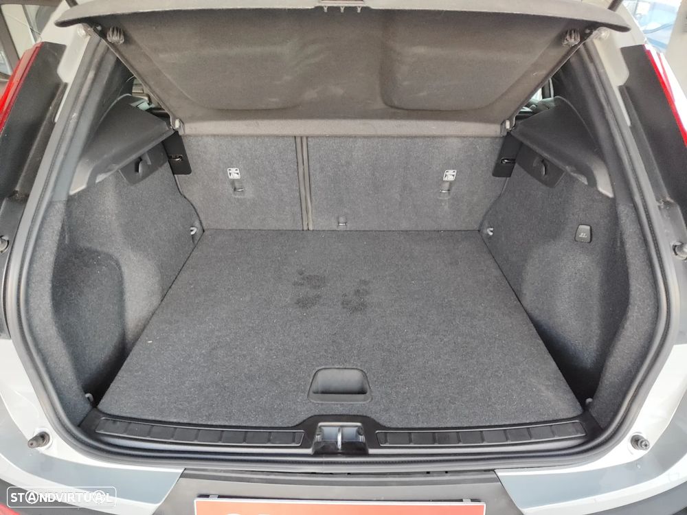 Volvo XC 40 1.5 T4 PHEV Essential - 9