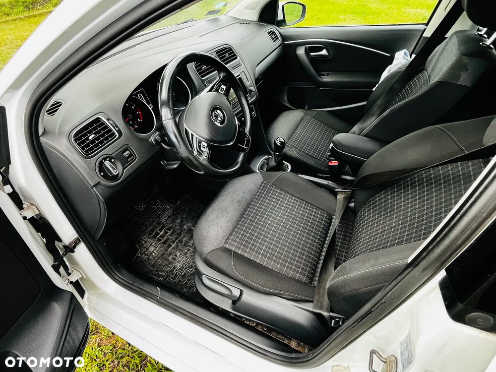 Volkswagen Polo 1.2 TSI BMT Comfortline - 12