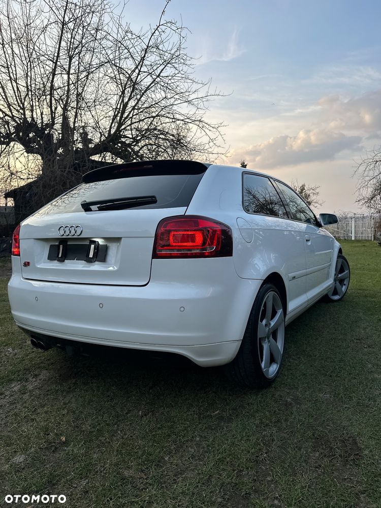 Audi A3 3-drzwiowe 1.6 S Line Sportpaket plus - 16