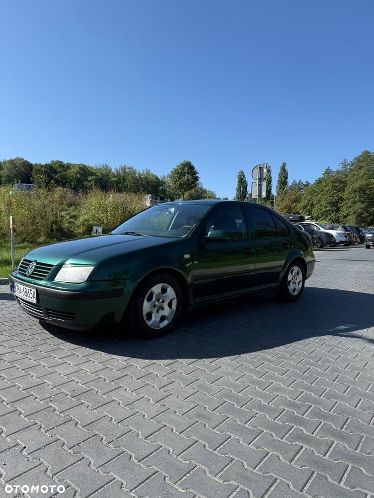Volkswagen Bora 1.6 Basis - 2