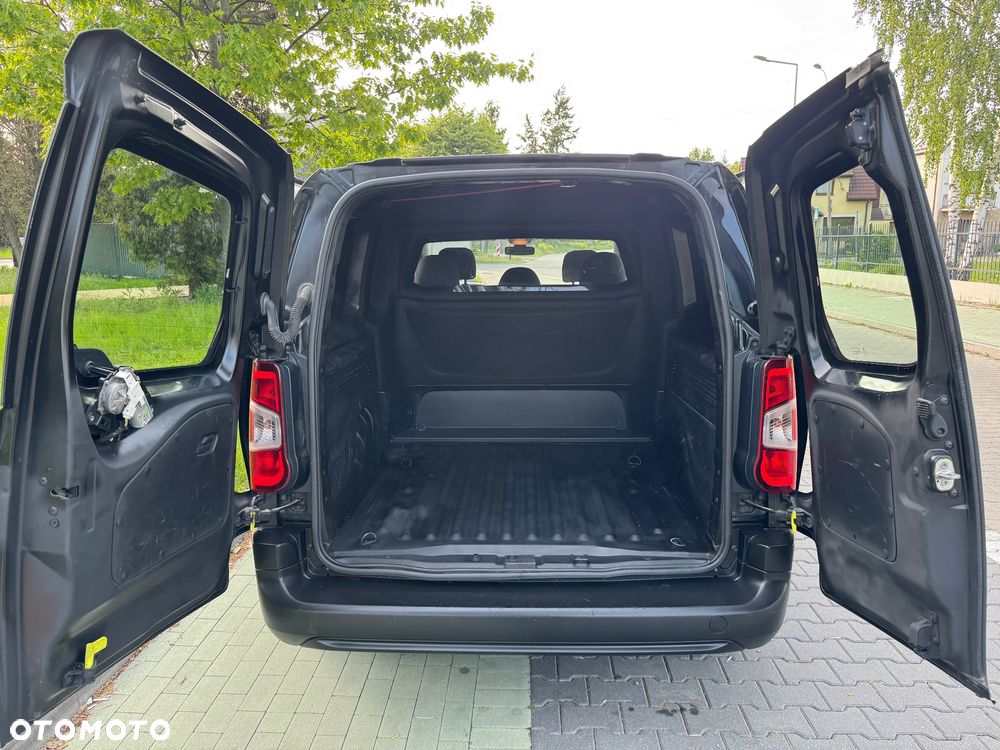 Opel Combo Cargo XL 1.5 CDTI S&S 2,4t (bryg.) - 28