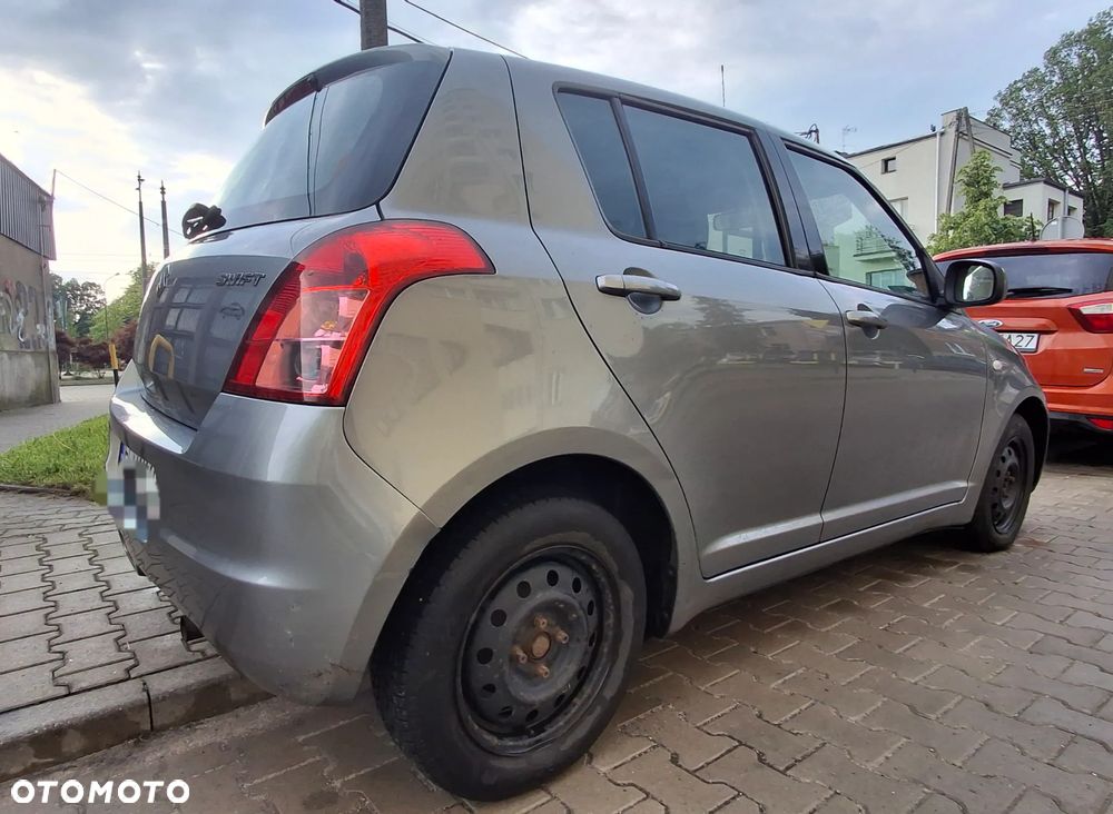 Suzuki Swift 1.3 GC (klm) - 11