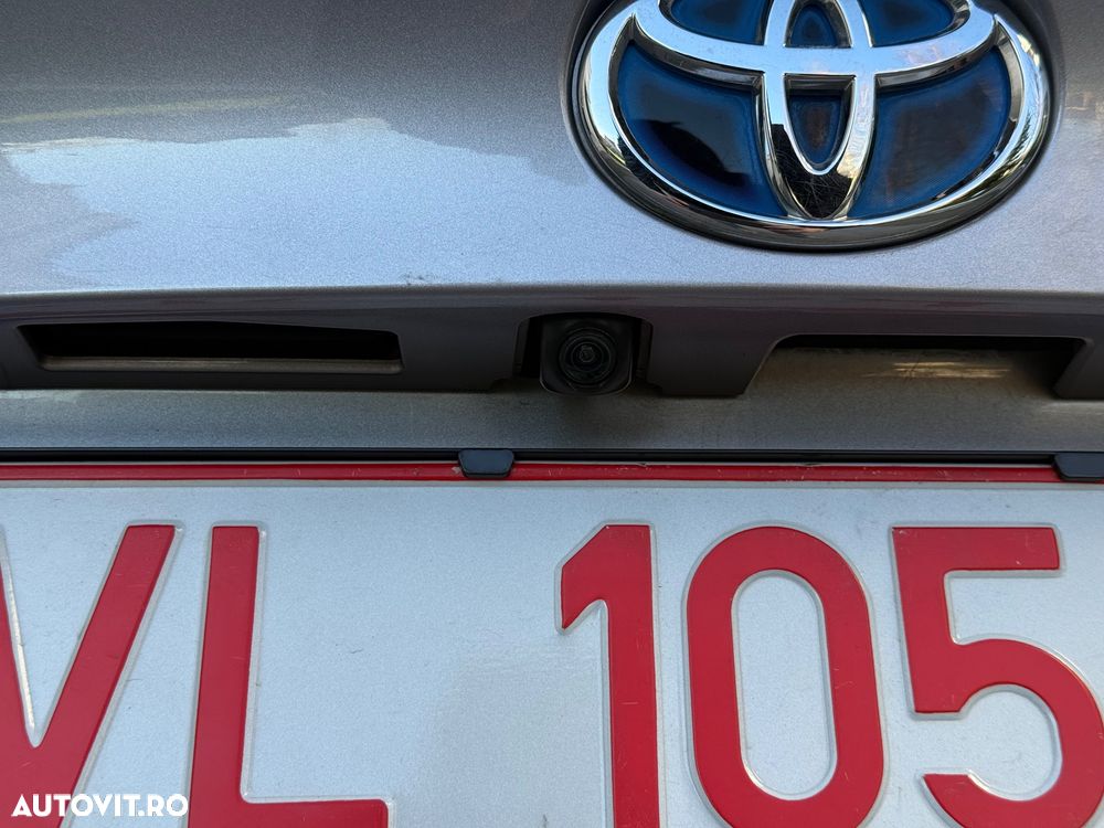 Toyota C-HR Hybrid Business-Edition - 25