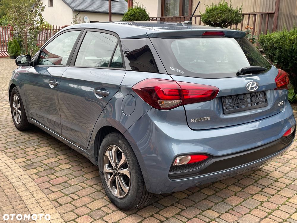 Hyundai i20 blue 1.2 Classic - 7