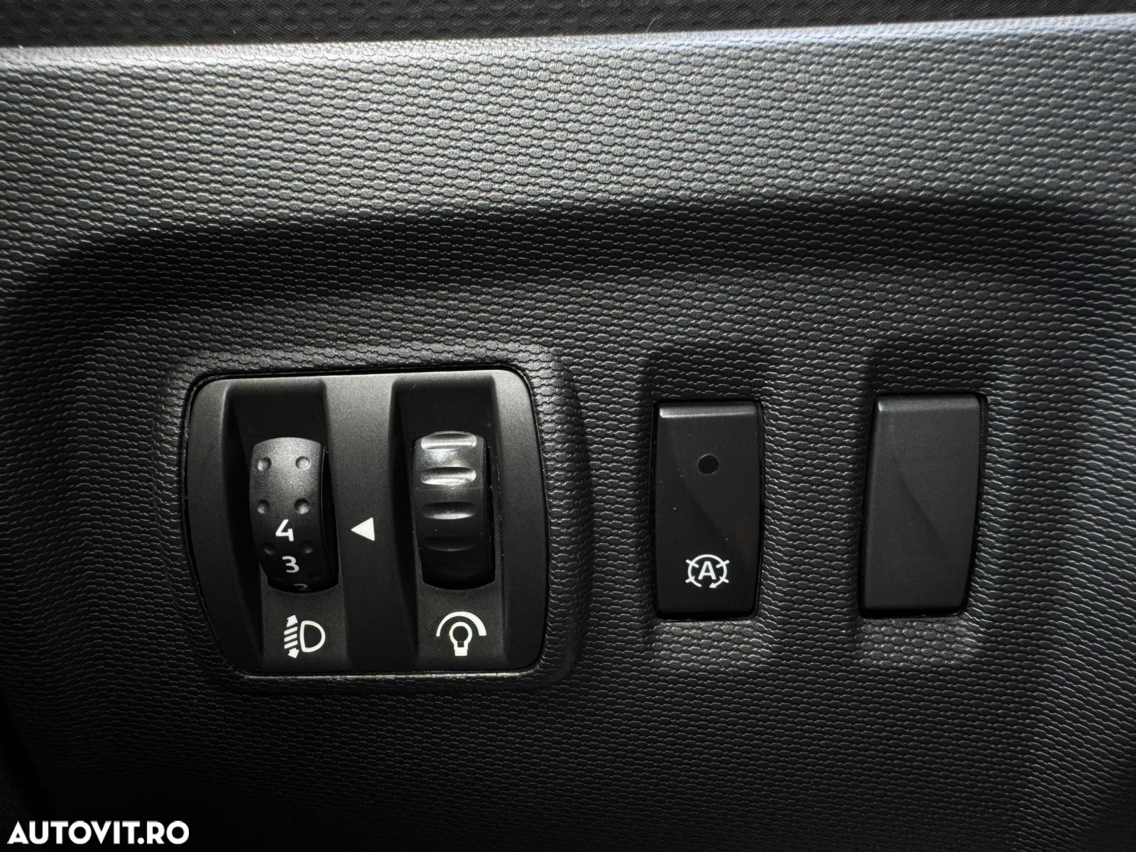 Renault Captur dCi Intens - 16