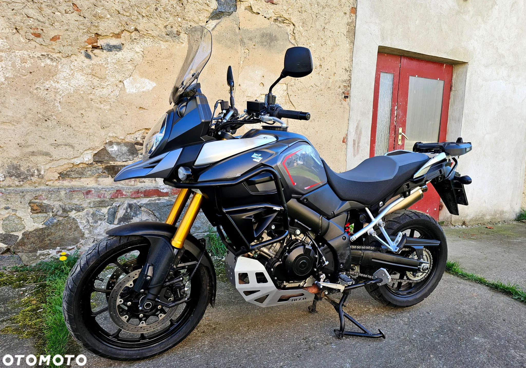 Suzuki DL