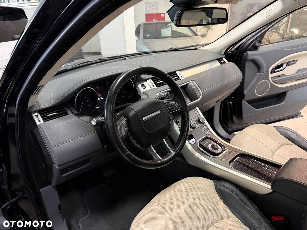Land Rover Range Rover Evoque - 24