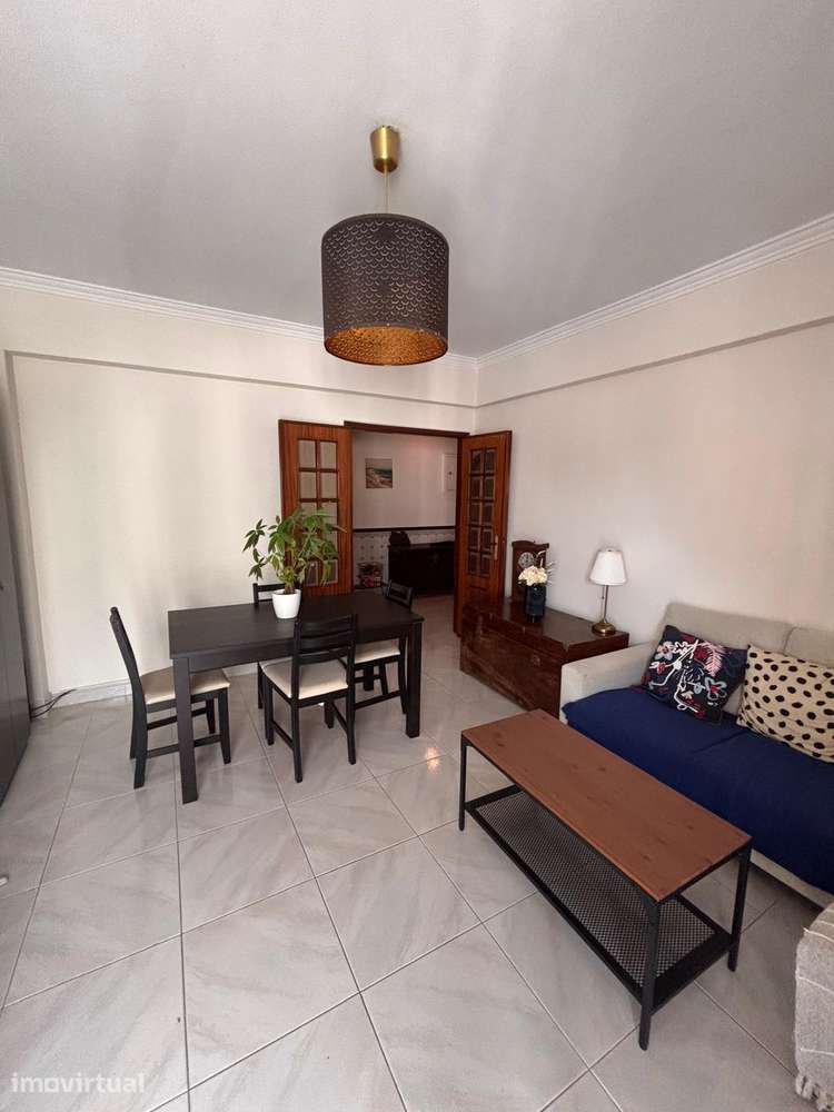 Apartamento T2 na Pontinha Bom estado - Grande imagem: 3/31