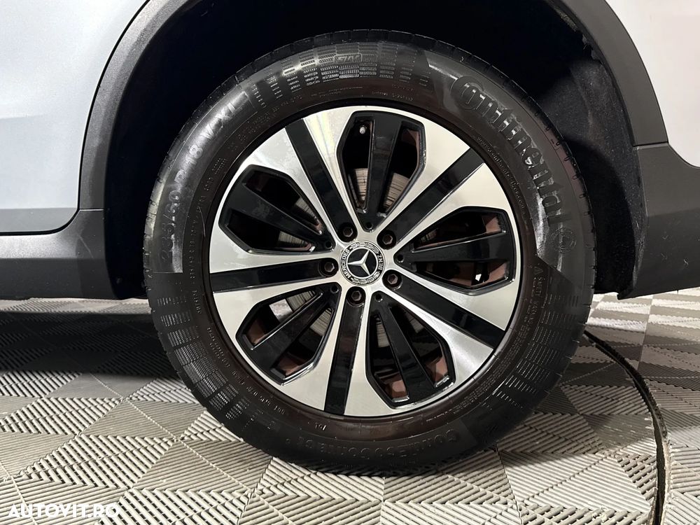 Mercedes-Benz GLC 300 e 4MATIC - 14
