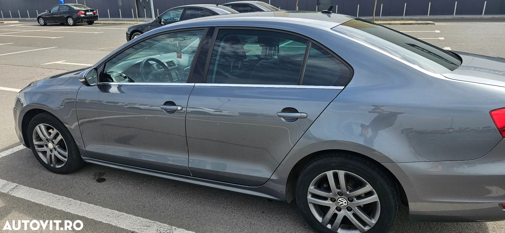 Volkswagen Jetta 2.0 TDI CR DPF Highline - 2