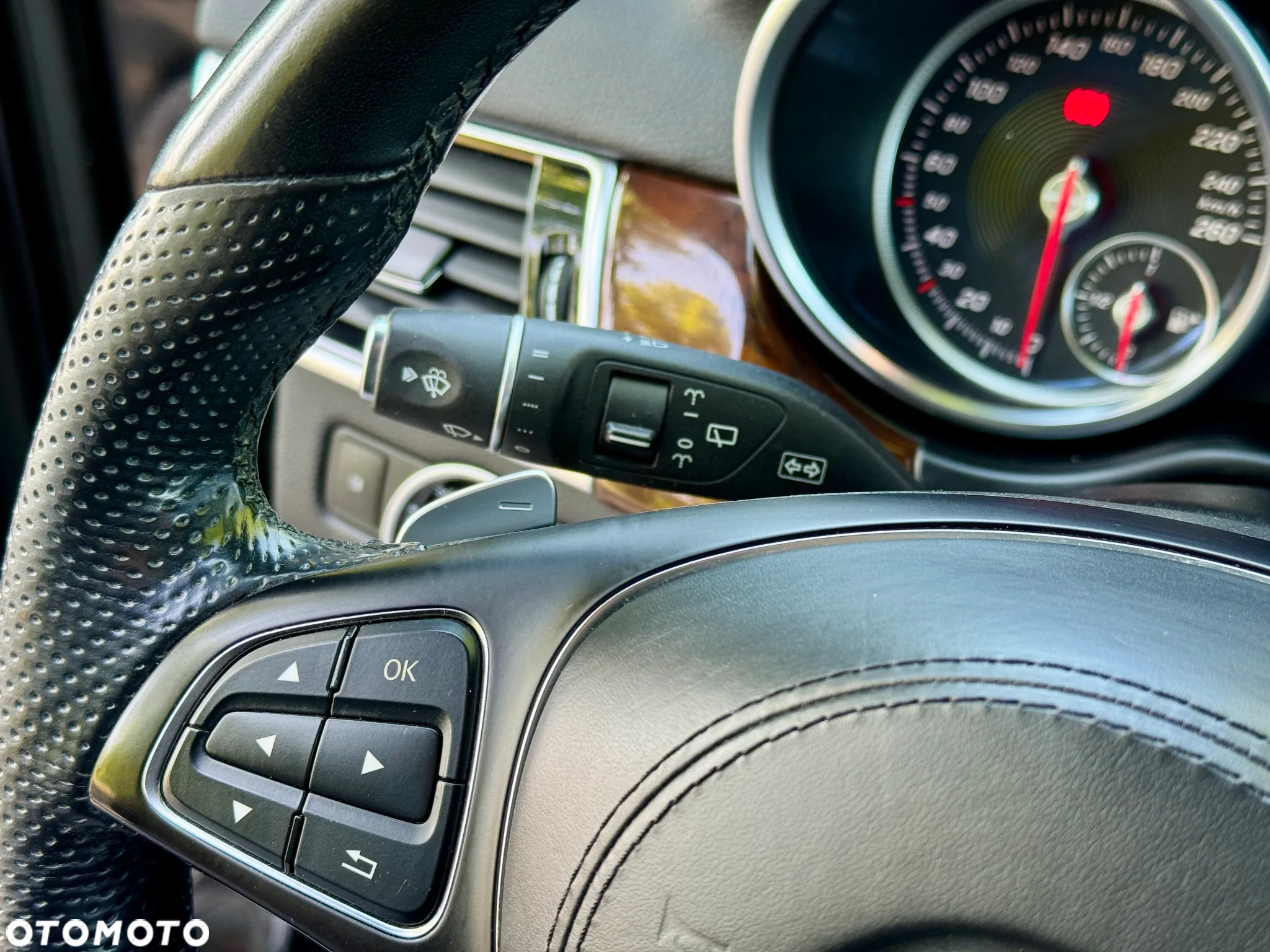 Mercedes-Benz GLS 350 d 4-Matic - 31